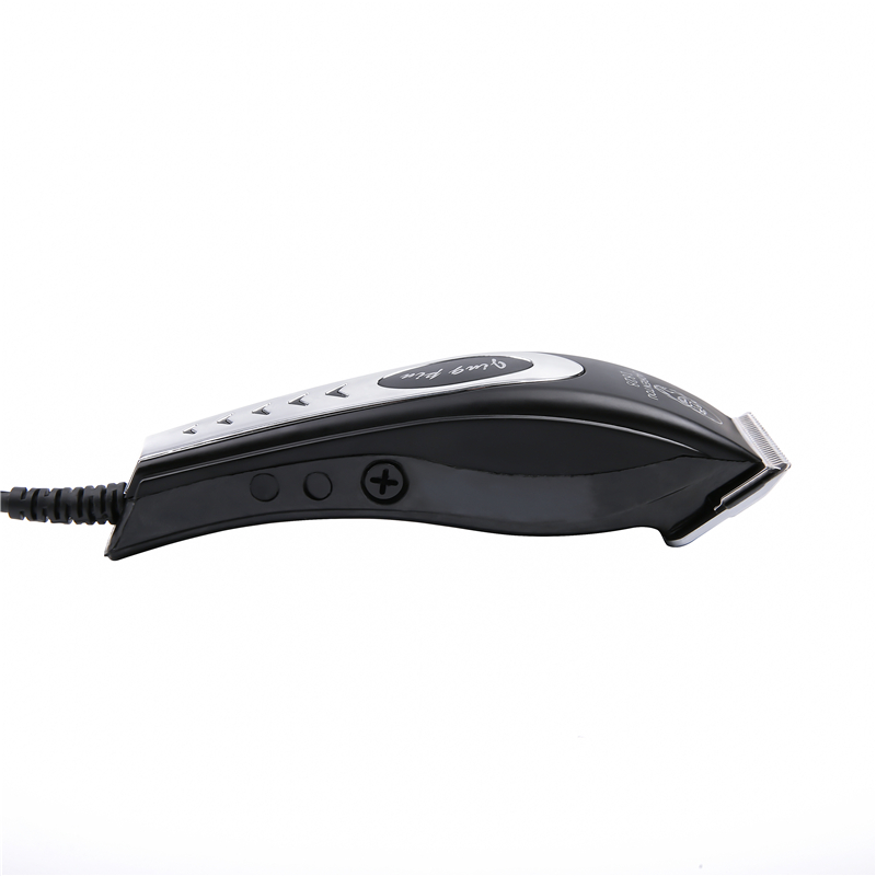 Tosquiadeira com fio 1828